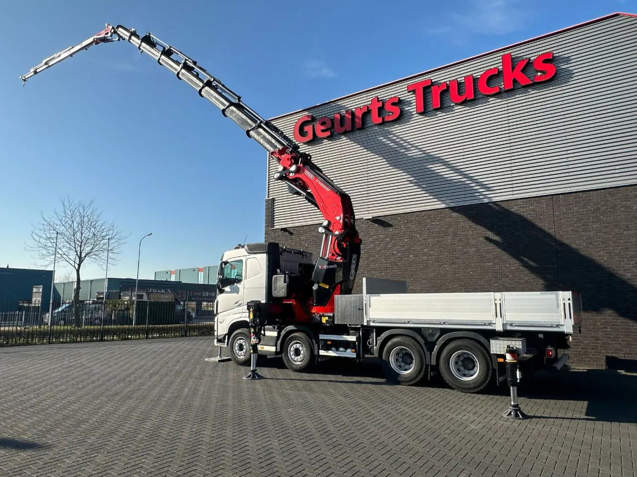 Volvo FH 500 8X4 RF-RT40G FASSI F1450R.2.8 + JIB L826 - Kamion s kranom: slika Volvo FH 500 8X4 RF-RT40G FASSI F1450R.2.8 + JIB L826 - Kamion s kranom Volvo FH 500 8X4 RF-RT40G FASSI F1450R.2.8 + JIB L826 - Kamion s kranom: slika Volvo FH 500 8X4 RF-RT40G FASSI F1450R.2.8 + JIB L826 - Kamion s kranom