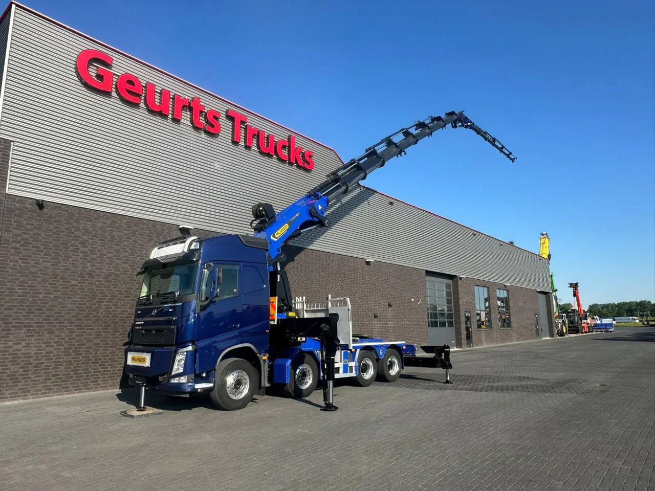 Volvo FH 540 8X4 TREKKER / BAKWAGEN MET PALFINGER PK13 - Kamion s kranom: slika Volvo FH 540 8X4 TREKKER / BAKWAGEN MET PALFINGER PK13 - Kamion s kranom Volvo FH 540 8X4 TREKKER / BAKWAGEN MET PALFINGER PK13 - Kamion s kranom: slika Volvo FH 540 8X4 TREKKER / BAKWAGEN MET PALFINGER PK13 - Kamion s kranom