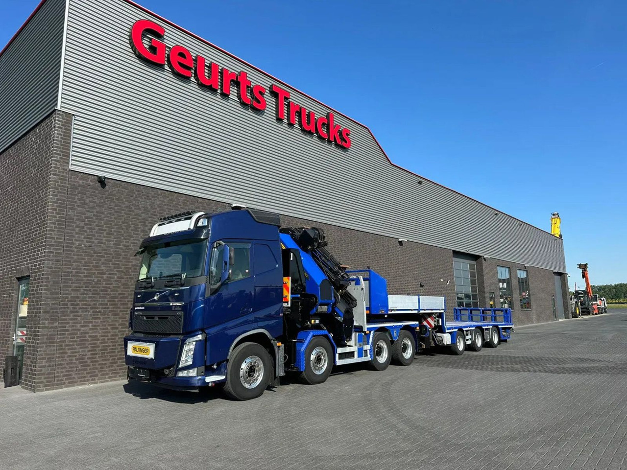 Volvo FH 540 8X4 TREKKER / BAKWAGEN MET PALFINGER PK13 - Kamion s kranom: slika Volvo FH 540 8X4 TREKKER / BAKWAGEN MET PALFINGER PK13 - Kamion s kranom Volvo FH 540 8X4 TREKKER / BAKWAGEN MET PALFINGER PK13 - Kamion s kranom: slika Volvo FH 540 8X4 TREKKER / BAKWAGEN MET PALFINGER PK13 - Kamion s kranom