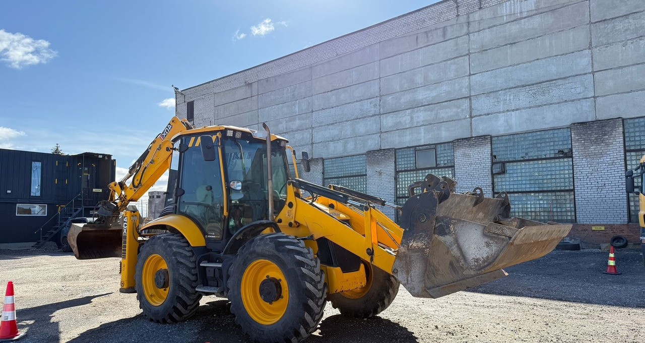 JCB 4CX - Rovokopač-utovarivač: slika JCB 4CX - Rovokopač-utovarivač JCB 4CX - Rovokopač-utovarivač: slika JCB 4CX - Rovokopač-utovarivač