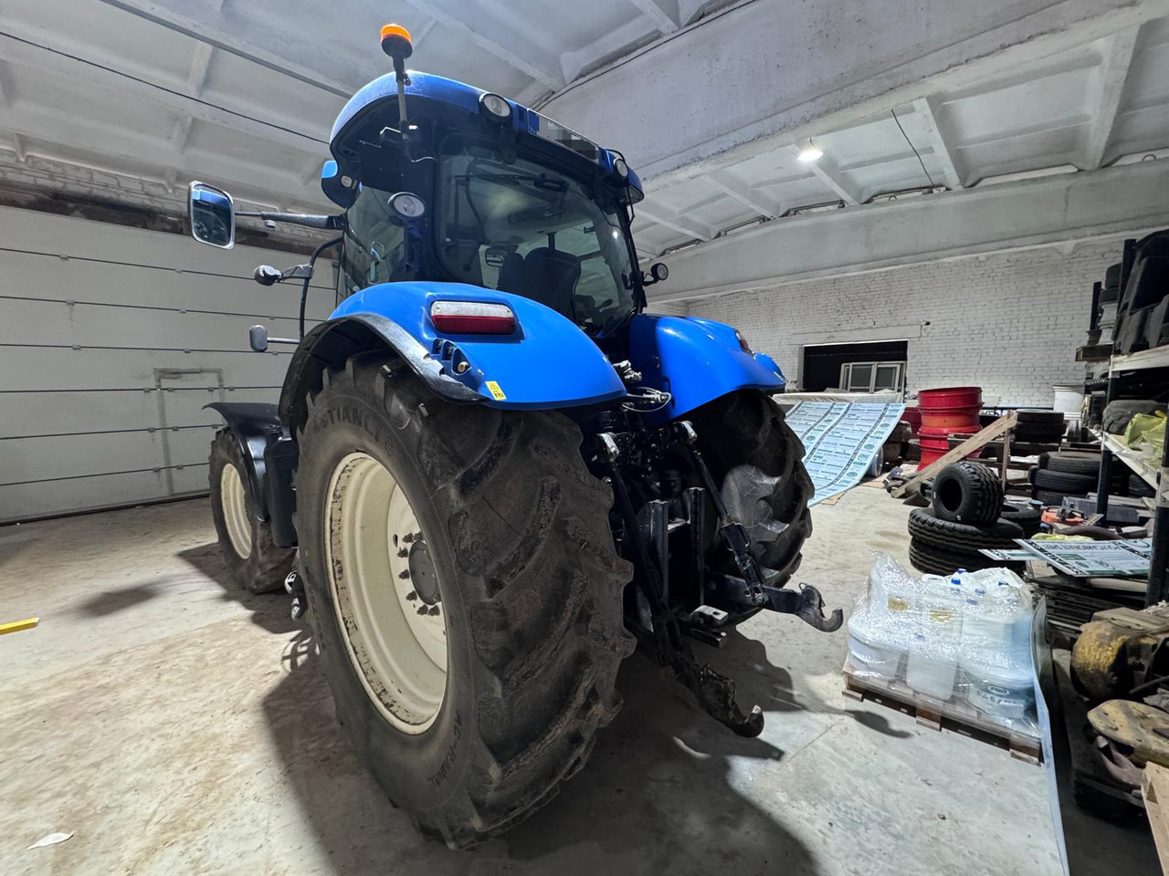 NEW HOLLAND T7.260 - Traktor: slika NEW HOLLAND T7.260 - Traktor NEW HOLLAND T7.260 - Traktor: slika NEW HOLLAND T7.260 - Traktor