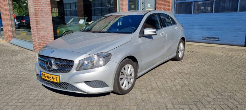 Mercedes-Benz A-Klasse 180 automaat.. 180 automaat - Hatchback: slika Mercedes-Benz A-Klasse 180 automaat.. 180 automaat - Hatchback Mercedes-Benz A-Klasse 180 automaat.. 180 automaat - Hatchback: slika Mercedes-Benz A-Klasse 180 automaat.. 180 automaat - Hatchback