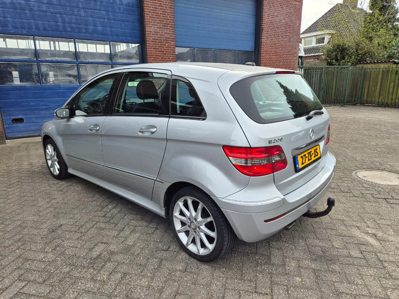 Mercedes-Benz B-Klasse 200 Automaat.trekhaak. - Automobil: slika Mercedes-Benz B-Klasse 200 Automaat.trekhaak. - Automobil Mercedes-Benz B-Klasse 200 Automaat.trekhaak. - Automobil: slika Mercedes-Benz B-Klasse 200 Automaat.trekhaak. - Automobil