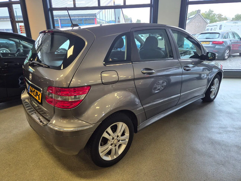Mercedes-Benz B-Klasse B 180 Automaat Trekhaak - Automobil: slika Mercedes-Benz B-Klasse B 180 Automaat Trekhaak - Automobil Mercedes-Benz B-Klasse B 180 Automaat Trekhaak - Automobil: slika Mercedes-Benz B-Klasse B 180 Automaat Trekhaak - Automobil