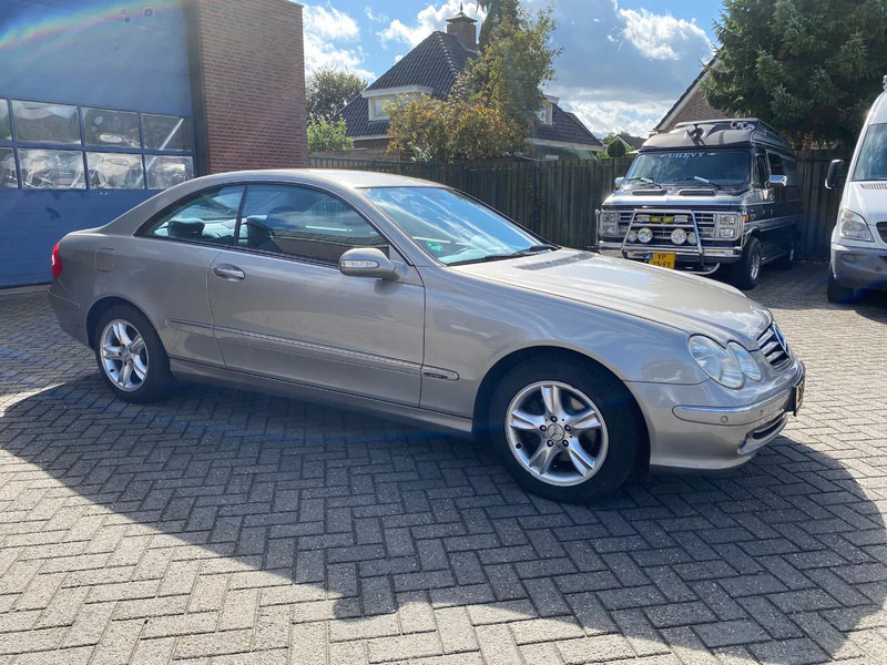 Mercedes-Benz CLK-Klasse C 200 KOMP. Autom. - Automobil: slika Mercedes-Benz CLK-Klasse C 200 KOMP. Autom. - Automobil Mercedes-Benz CLK-Klasse C 200 KOMP. Autom. - Automobil: slika Mercedes-Benz CLK-Klasse C 200 KOMP. Autom. - Automobil