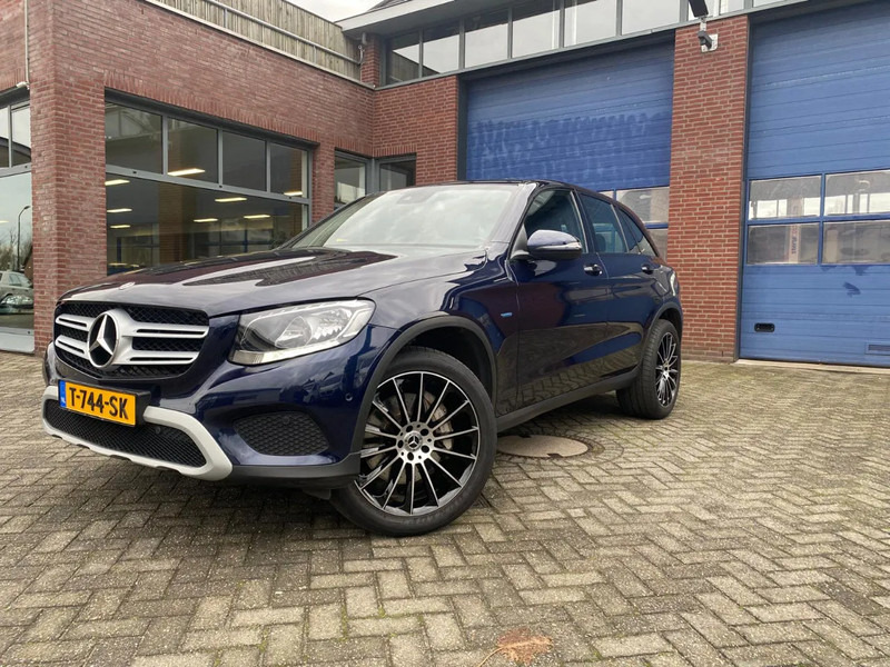 Mercedes-Benz GLC. 4 matic..... 350E benzine /Hybrid - SUV: slika Mercedes-Benz GLC. 4 matic..... 350E benzine /Hybrid - SUV Mercedes-Benz GLC. 4 matic..... 350E benzine /Hybrid - SUV: slika Mercedes-Benz GLC. 4 matic..... 350E benzine /Hybrid - SUV