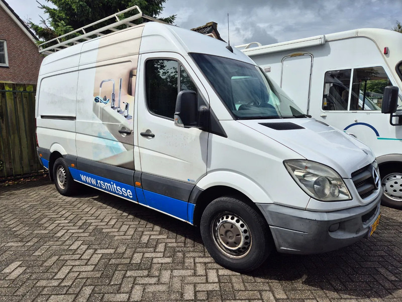 Mercedes-Benz L2H2 316 - Furgon: slika Mercedes-Benz L2H2 316 - Furgon Mercedes-Benz L2H2 316 - Furgon: slika Mercedes-Benz L2H2 316 - Furgon