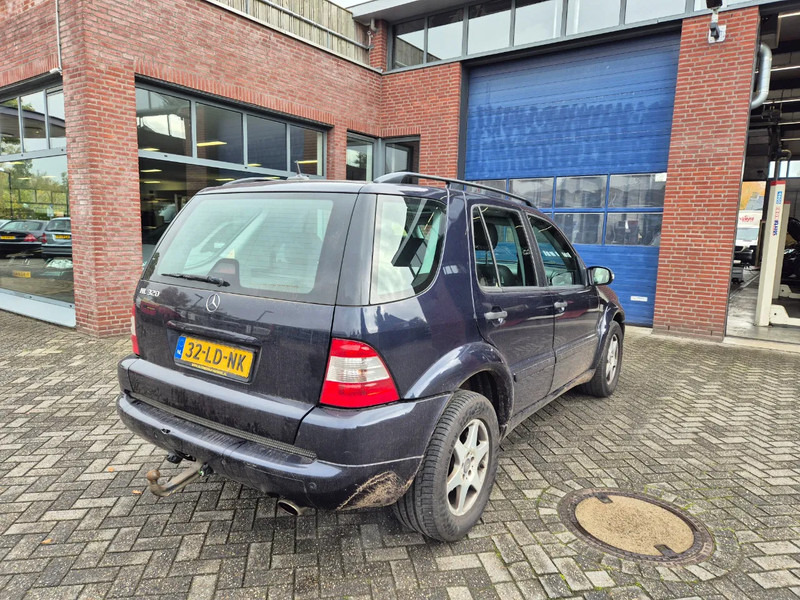 Mercedes-Benz M-Klasse ML 320 autom AMG - Automobil: slika Mercedes-Benz M-Klasse ML 320 autom AMG - Automobil Mercedes-Benz M-Klasse ML 320 autom AMG - Automobil: slika Mercedes-Benz M-Klasse ML 320 autom AMG - Automobil