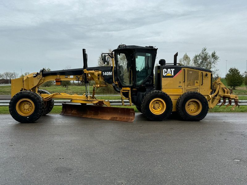 Caterpillar 140M - Grejder: slika Caterpillar 140M - Grejder Caterpillar 140M - Grejder: slika Caterpillar 140M - Grejder
