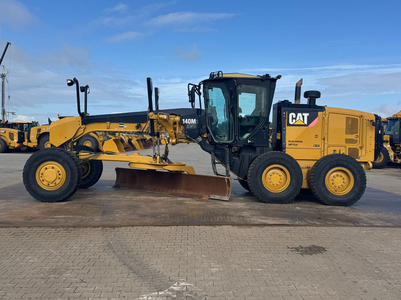 Caterpillar 140M2 AWD - Grejder: slika Caterpillar 140M2 AWD - Grejder Caterpillar 140M2 AWD - Grejder: slika Caterpillar 140M2 AWD - Grejder