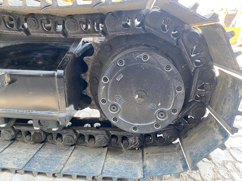 Novi Bager gusjeničar Caterpillar 320D3 - NEW / bucket with teeth / hammerlines: slika Novi Bager gusjeničar Caterpillar 320D3 - NEW / bucket with teeth / hammerlines