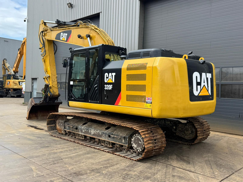 Caterpillar 320FL incl. 3 x Bucket - Bager gusjeničar: slika Caterpillar 320FL incl. 3 x Bucket - Bager gusjeničar Caterpillar 320FL incl. 3 x Bucket - Bager gusjeničar: slika Caterpillar 320FL incl. 3 x Bucket - Bager gusjeničar