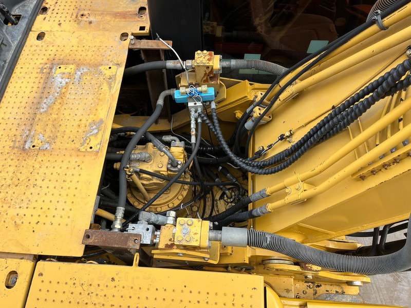 Bager gusjeničar Caterpillar 324DL - Hammerlines / A/C Cabin / Caterpillar C7 / Quick Coupler / Bucket with teeth.: slika Bager gusjeničar Caterpillar 324DL - Hammerlines / A/C Cabin / Caterpillar C7 / Quick Coupler / Bucket with teeth.