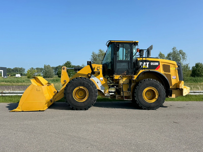 Caterpillar 950M - Utovarivač na kotačima: slika Caterpillar 950M - Utovarivač na kotačima Caterpillar 950M - Utovarivač na kotačima: slika Caterpillar 950M - Utovarivač na kotačima