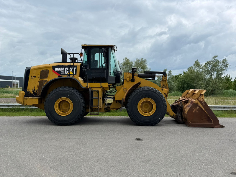 Caterpillar 966M XE - Utovarivač na kotačima: slika Caterpillar 966M XE - Utovarivač na kotačima Caterpillar 966M XE - Utovarivač na kotačima: slika Caterpillar 966M XE - Utovarivač na kotačima