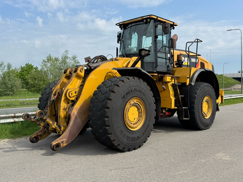 Caterpillar 980M - Utovarivač na kotačima: slika Caterpillar 980M - Utovarivač na kotačima Caterpillar 980M - Utovarivač na kotačima: slika Caterpillar 980M - Utovarivač na kotačima