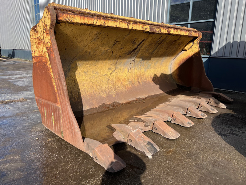 Caterpillar 990 - Korpa: slika Caterpillar 990 - Korpa Caterpillar 990 - Korpa: slika Caterpillar 990 - Korpa