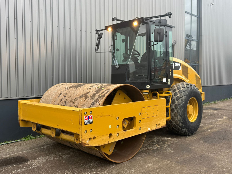 Caterpillar CS64B - Valjak: slika Caterpillar CS64B - Valjak Caterpillar CS64B - Valjak: slika Caterpillar CS64B - Valjak