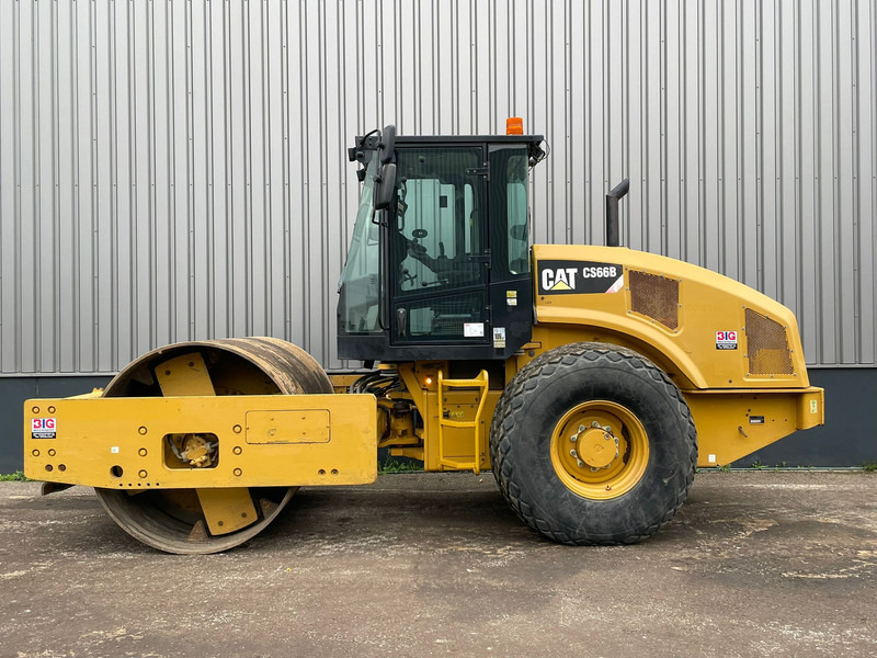Caterpillar CS66B - Valjak: slika Caterpillar CS66B - Valjak Caterpillar CS66B - Valjak: slika Caterpillar CS66B - Valjak
