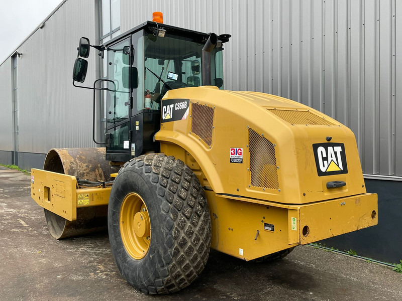 Caterpillar CS66B - Valjak: slika Caterpillar CS66B - Valjak Caterpillar CS66B - Valjak: slika Caterpillar CS66B - Valjak