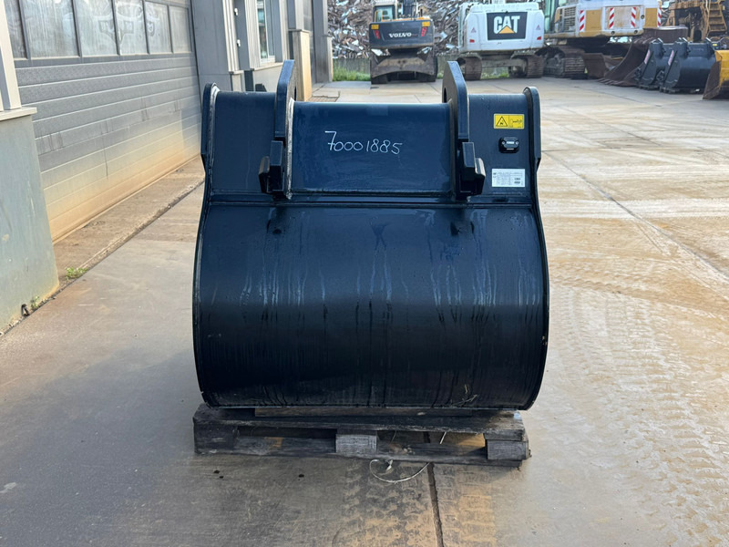 Caterpillar CW40 1200mm Bucket - Korpa: slika Caterpillar CW40 1200mm Bucket - Korpa Caterpillar CW40 1200mm Bucket - Korpa: slika Caterpillar CW40 1200mm Bucket - Korpa