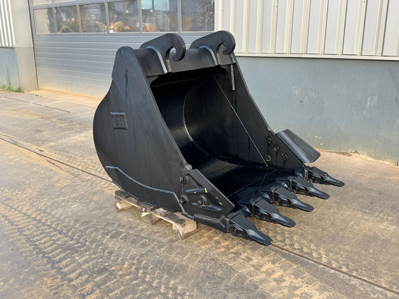 Caterpillar CW40 1200mm Bucket - Korpa: slika Caterpillar CW40 1200mm Bucket - Korpa Caterpillar CW40 1200mm Bucket - Korpa: slika Caterpillar CW40 1200mm Bucket - Korpa