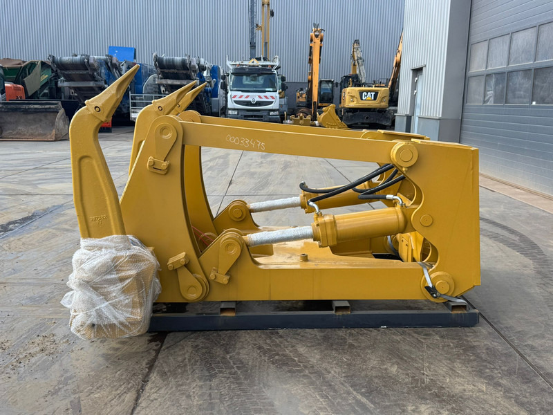Novi Rijač Caterpillar D7R D7H 2 Cylinders Ripper (casting shanks): slika Novi Rijač Caterpillar D7R D7H 2 Cylinders Ripper (casting shanks) Novi Rijač Caterpillar D7R D7H 2 Cylinders Ripper (casting shanks): slika Novi Rijač Caterpillar D7R D7H 2 Cylinders Ripper (casting shanks)