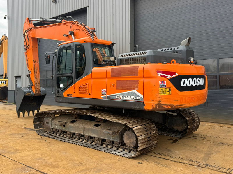 Doosan DX225LC-7 - Bager: slika Doosan DX225LC-7 - Bager Doosan DX225LC-7 - Bager: slika Doosan DX225LC-7 - Bager