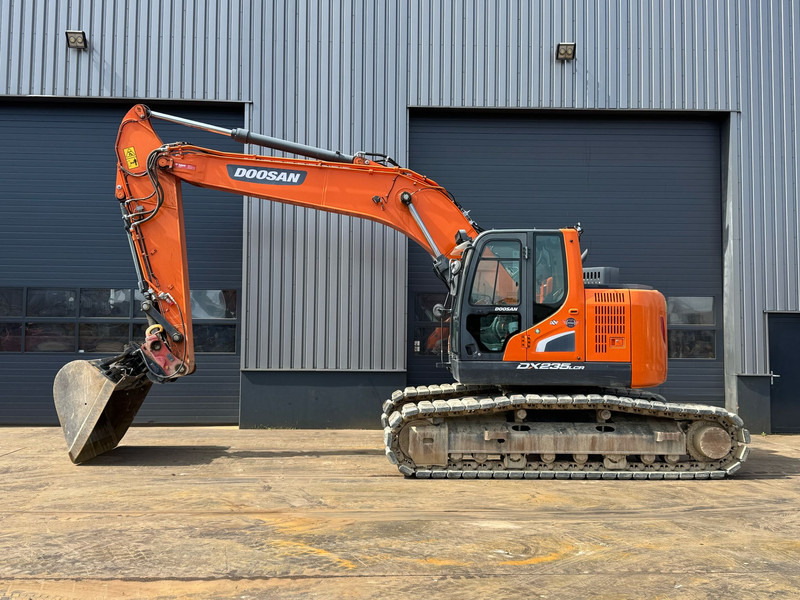 Doosan DX235LCR-5 - 680 hours - Bager gusjeničar: slika Doosan DX235LCR-5 - 680 hours - Bager gusjeničar Doosan DX235LCR-5 - 680 hours - Bager gusjeničar: slika Doosan DX235LCR-5 - 680 hours - Bager gusjeničar