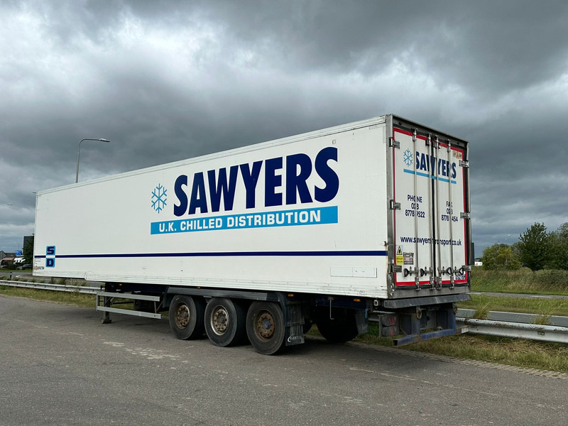 Gray and Adams Meat Hook Thermo King SLXE 400 - Poluprikolica hladnjača: slika Gray and Adams Meat Hook Thermo King SLXE 400 - Poluprikolica hladnjača Gray and Adams Meat Hook Thermo King SLXE 400 - Poluprikolica hladnjača: slika Gray and Adams Meat Hook Thermo King SLXE 400 - Poluprikolica hladnjača