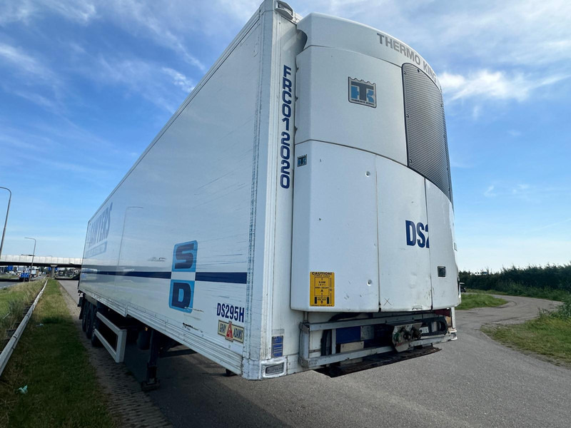 Gray and Adams Meat Hook Thermo King SLXE 400 - Poluprikolica hladnjača: slika Gray and Adams Meat Hook Thermo King SLXE 400 - Poluprikolica hladnjača Gray and Adams Meat Hook Thermo King SLXE 400 - Poluprikolica hladnjača: slika Gray and Adams Meat Hook Thermo King SLXE 400 - Poluprikolica hladnjača