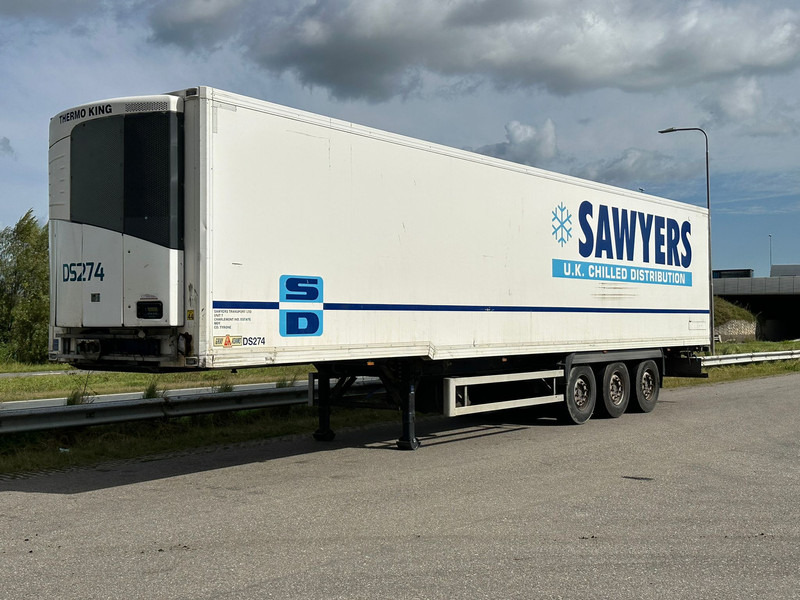 Gray and Adams Meat Hook Thermo King SLXE 400 - Poluprikolica hladnjača: slika Gray and Adams Meat Hook Thermo King SLXE 400 - Poluprikolica hladnjača Gray and Adams Meat Hook Thermo King SLXE 400 - Poluprikolica hladnjača: slika Gray and Adams Meat Hook Thermo King SLXE 400 - Poluprikolica hladnjača