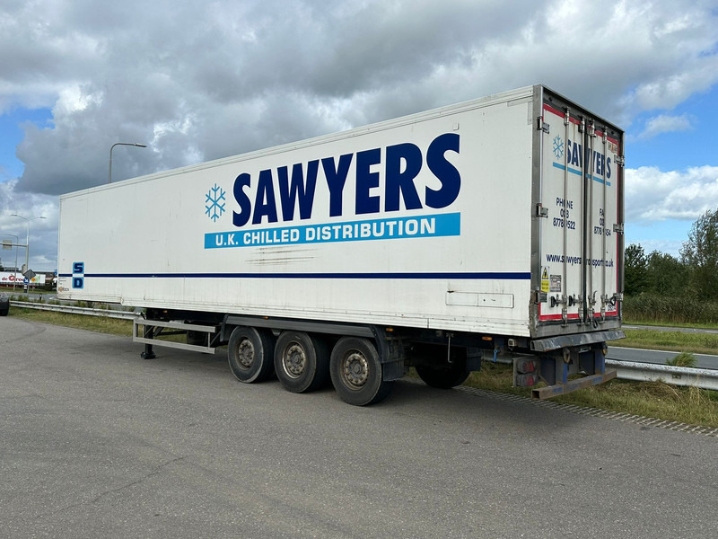 Gray and Adams Meat Hook Thermo King SLXE 400 - Poluprikolica hladnjača: slika Gray and Adams Meat Hook Thermo King SLXE 400 - Poluprikolica hladnjača Gray and Adams Meat Hook Thermo King SLXE 400 - Poluprikolica hladnjača: slika Gray and Adams Meat Hook Thermo King SLXE 400 - Poluprikolica hladnjača