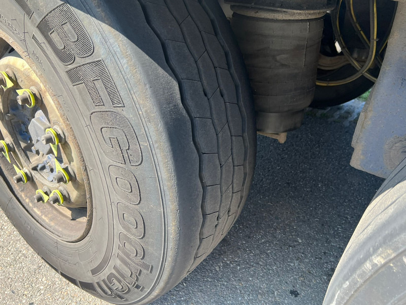 Zakup Gray and Adams Meat Hook Thermo King SLXE 400 Gray and Adams Meat Hook Thermo King SLXE 400: slika Zakup Gray and Adams Meat Hook Thermo King SLXE 400 Gray and Adams Meat Hook Thermo King SLXE 400