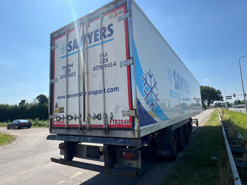 Gray and Adams Meat Hook Thermo King SLXE 400 - Poluprikolica hladnjača: slika Gray and Adams Meat Hook Thermo King SLXE 400 - Poluprikolica hladnjača Gray and Adams Meat Hook Thermo King SLXE 400 - Poluprikolica hladnjača: slika Gray and Adams Meat Hook Thermo King SLXE 400 - Poluprikolica hladnjača