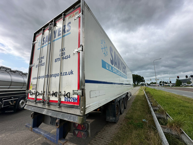 Gray and Adams Meat Hook Thermo King SLXE 400 - Poluprikolica hladnjača: slika Gray and Adams Meat Hook Thermo King SLXE 400 - Poluprikolica hladnjača Gray and Adams Meat Hook Thermo King SLXE 400 - Poluprikolica hladnjača: slika Gray and Adams Meat Hook Thermo King SLXE 400 - Poluprikolica hladnjača