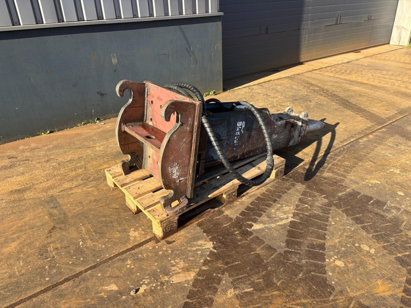 Hammer Mustang HM1000 CW40 - Hidraulični čekić: slika Hammer Mustang HM1000 CW40 - Hidraulični čekić Hammer Mustang HM1000 CW40 - Hidraulični čekić: slika Hammer Mustang HM1000 CW40 - Hidraulični čekić