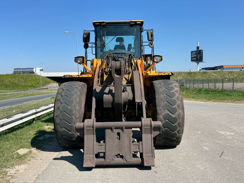 Hyundai HL970 - Utovarivač na kotačima: slika Hyundai HL970 - Utovarivač na kotačima Hyundai HL970 - Utovarivač na kotačima: slika Hyundai HL970 - Utovarivač na kotačima
