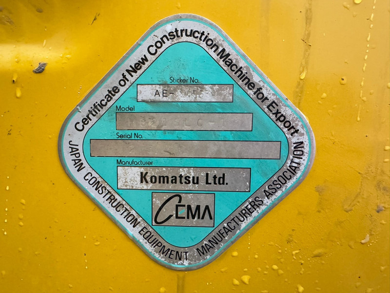 Bager gusjeničar Komatsu HB215LC-1 HYBRID: slika Bager gusjeničar Komatsu HB215LC-1 HYBRID