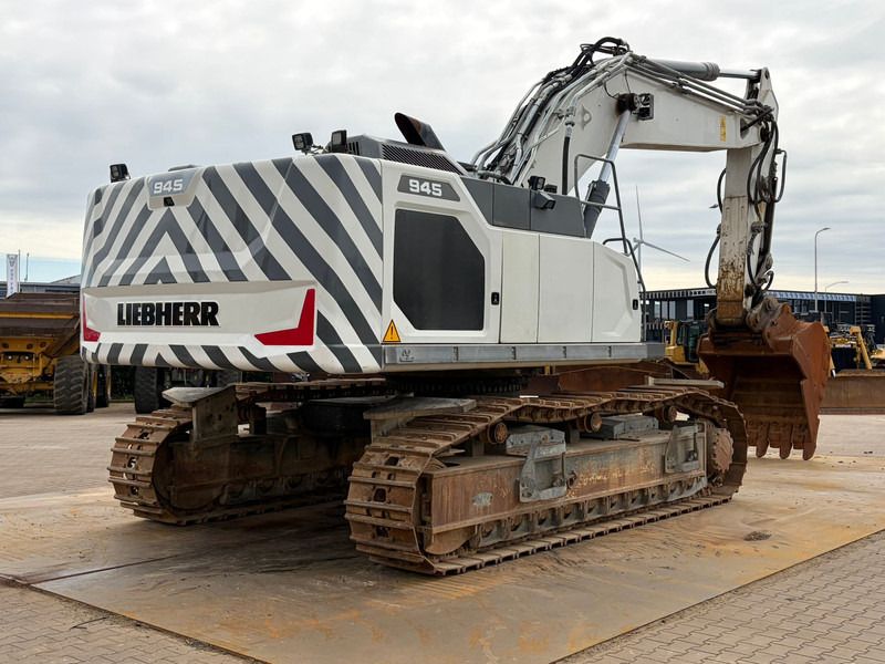 Liebherr R945 LCV (R944 / R946 / R950) - Bager gusjeničar: slika Liebherr R945 LCV (R944 / R946 / R950) - Bager gusjeničar Liebherr R945 LCV (R944 / R946 / R950) - Bager gusjeničar: slika Liebherr R945 LCV (R944 / R946 / R950) - Bager gusjeničar