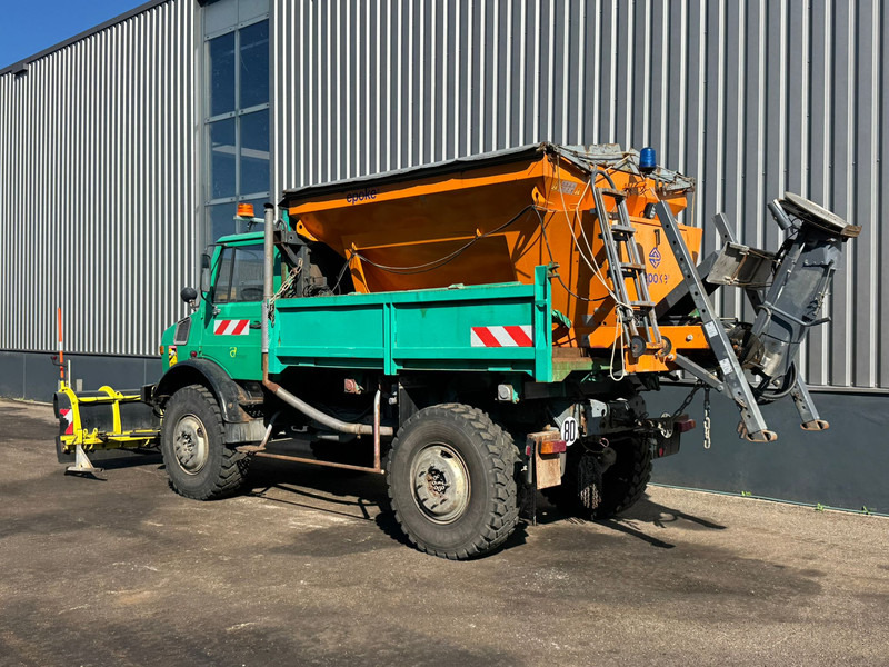 MERCEDESBENZ Unimog U1700 - Cestovna čistilica: slika MERCEDESBENZ Unimog U1700 - Cestovna čistilica MERCEDESBENZ Unimog U1700 - Cestovna čistilica: slika MERCEDESBENZ Unimog U1700 - Cestovna čistilica