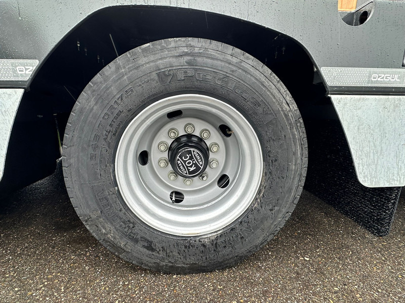 Novi Poluprikolica s niskim utovarivačem OZGUL LW3 EU 1SS: slika Novi Poluprikolica s niskim utovarivačem OZGUL LW3 EU 1SS