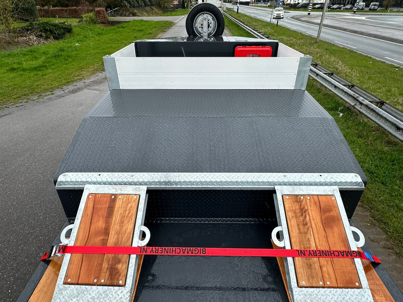 Novi Poluprikolica s niskim utovarivačem OZGUL LW3 EU 1SS: slika Novi Poluprikolica s niskim utovarivačem OZGUL LW3 EU 1SS