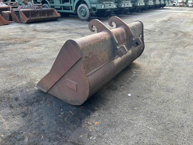 Verachtert Verachtert-Cat NG-3-2100 CW20/30/40 - Korpa: slika Verachtert Verachtert-Cat NG-3-2100 CW20/30/40 - Korpa Verachtert Verachtert-Cat NG-3-2100 CW20/30/40 - Korpa: slika Verachtert Verachtert-Cat NG-3-2100 CW20/30/40 - Korpa
