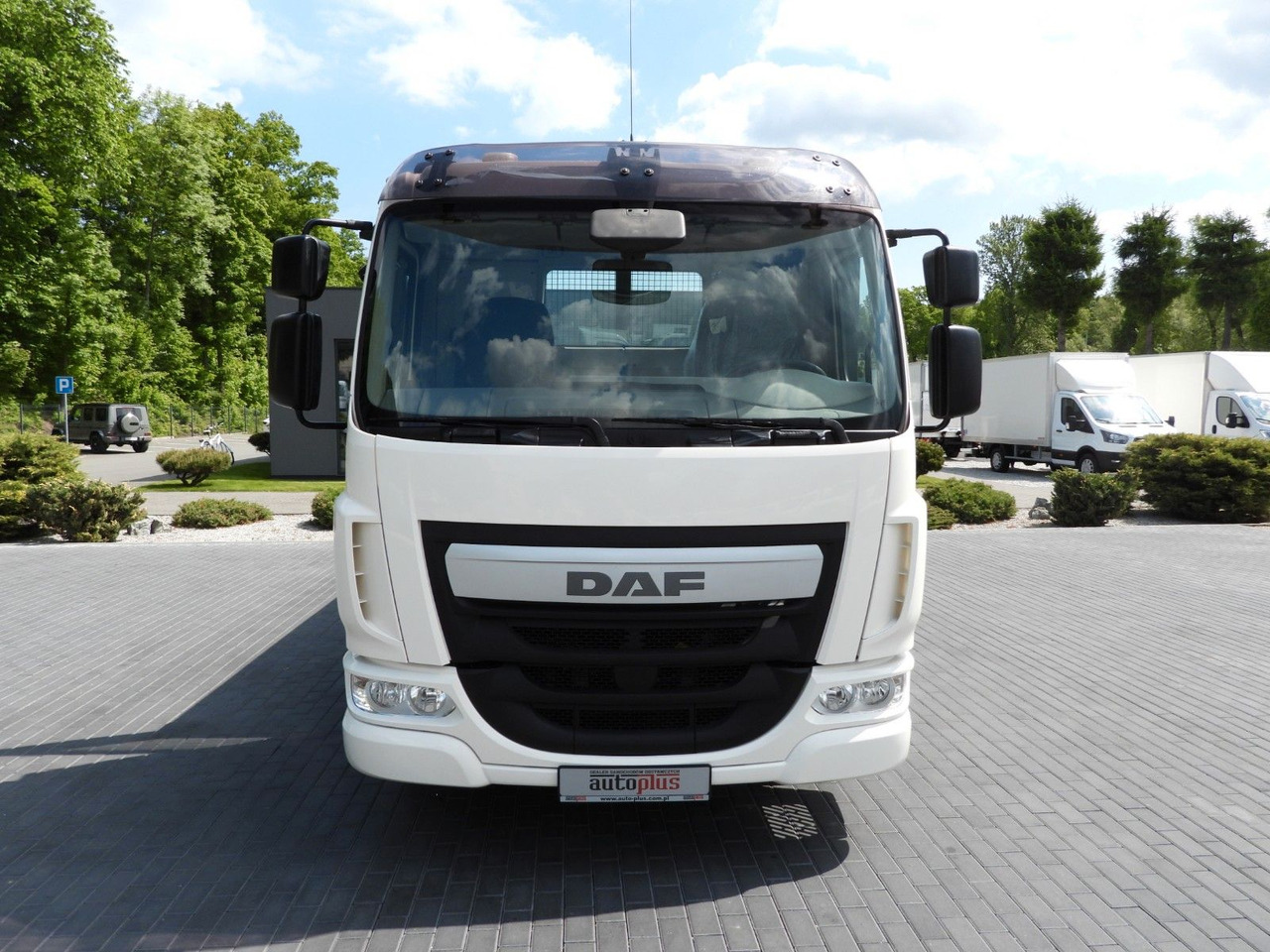 DAF LF 180 DREISEIKIPPER TEMPOMAT AUTOMATIK - Kiper: slika DAF LF 180 DREISEIKIPPER TEMPOMAT AUTOMATIK - Kiper DAF LF 180 DREISEIKIPPER TEMPOMAT AUTOMATIK - Kiper: slika DAF LF 180 DREISEIKIPPER TEMPOMAT AUTOMATIK - Kiper