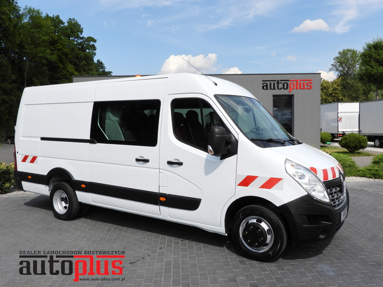 RENAULT MASTER BOX DELIVERY VAN 7 SEATS CRUISE CONTROL TWIN WHEELS AIR CONDITIONING 145HP - Dostavno vozilo: slika RENAULT MASTER BOX DELIVERY VAN 7 SEATS CRUISE CONTROL TWIN WHEELS AIR CONDITIONING 145HP - Dostavno vozilo RENAULT MASTER BOX DELIVERY VAN 7 SEATS CRUISE CONTROL TWIN WHEELS AIR CONDITIONING 145HP - Dostavno vozilo: slika RENAULT MASTER BOX DELIVERY VAN 7 SEATS CRUISE CONTROL TWIN WHEELS AIR CONDITIONING 145HP - Dostavno vozilo