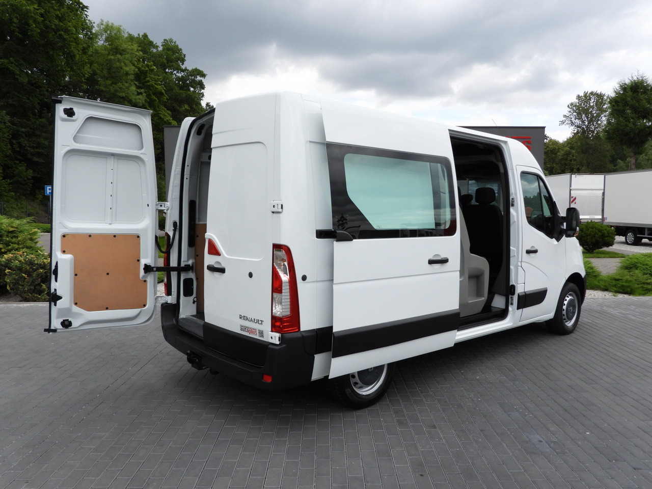 RENAULT MASTER CRUISE CONTROL AIR CONDITIONING 110HP - Dostavno vozilo: slika RENAULT MASTER CRUISE CONTROL AIR CONDITIONING 110HP - Dostavno vozilo RENAULT MASTER CRUISE CONTROL AIR CONDITIONING 110HP - Dostavno vozilo: slika RENAULT MASTER CRUISE CONTROL AIR CONDITIONING 110HP - Dostavno vozilo