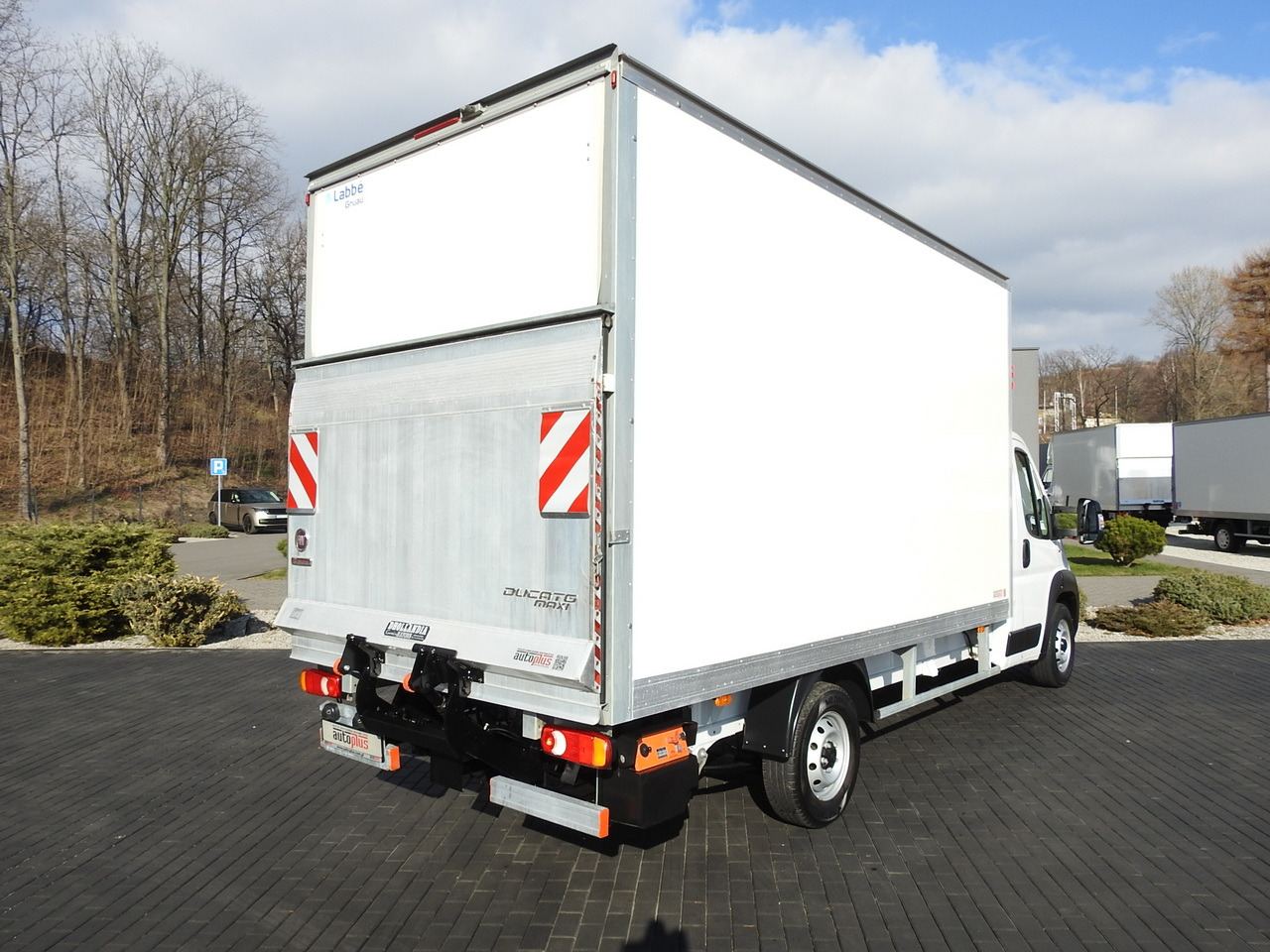 FIAT DUCATO BOX LIFT 8 PALLETS CRUISE CONTROL NAVIGATION LED LIGHTS AIR CONDITIONING 130HP - Dostavno vozilo hladnjača: slika FIAT DUCATO BOX LIFT 8 PALLETS CRUISE CONTROL NAVIGATION LED LIGHTS AIR CONDITIONING 130HP - Dostavno vozilo hladnjača FIAT DUCATO BOX LIFT 8 PALLETS CRUISE CONTROL NAVIGATION LED LIGHTS AIR CONDITIONING 130HP - Dostavno vozilo hladnjača: slika FIAT DUCATO BOX LIFT 8 PALLETS CRUISE CONTROL NAVIGATION LED LIGHTS AIR CONDITIONING 130HP - Dostavno vozilo hladnjača