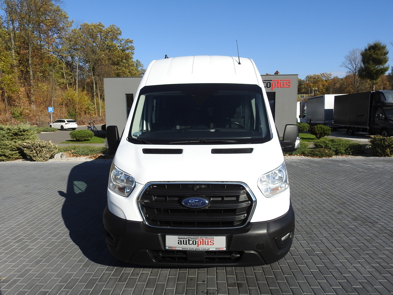 FORD TRANSIT BOX DELIVERY VAN 6 SEATS CRUISE CONTROL AIR CONDITIONING LED LIGHTS 130HP - Furgon: slika FORD TRANSIT BOX DELIVERY VAN 6 SEATS CRUISE CONTROL AIR CONDITIONING LED LIGHTS 130HP - Furgon FORD TRANSIT BOX DELIVERY VAN 6 SEATS CRUISE CONTROL AIR CONDITIONING LED LIGHTS 130HP - Furgon: slika FORD TRANSIT BOX DELIVERY VAN 6 SEATS CRUISE CONTROL AIR CONDITIONING LED LIGHTS 130HP - Furgon