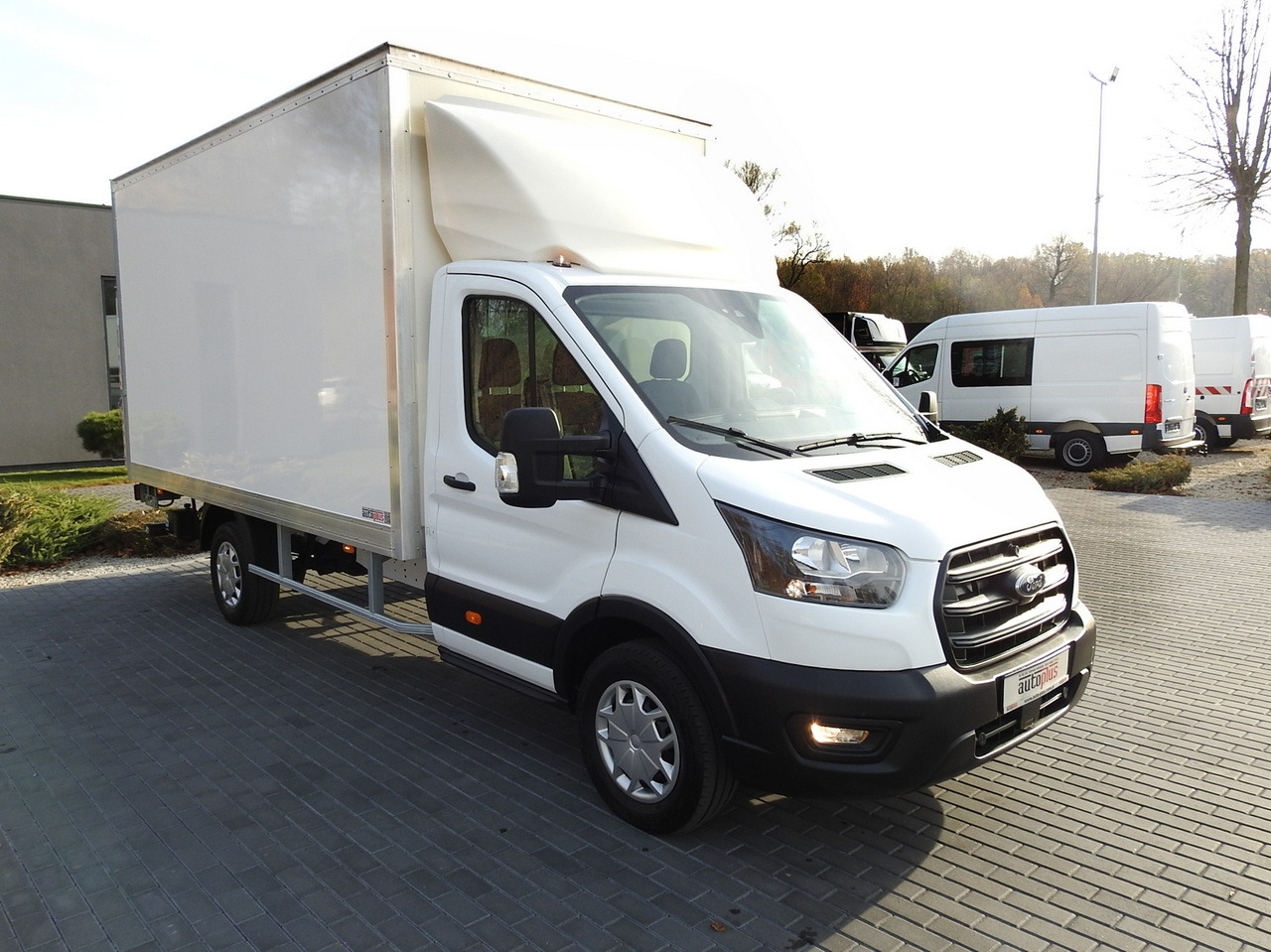 FORD TRANSIT BOX LIFT 8 PALLETS CRUISE CONTROL AIR CONDITIONING 130HP - Dostavno vozilo sa zatvorenim sandukom: slika FORD TRANSIT BOX LIFT 8 PALLETS CRUISE CONTROL AIR CONDITIONING 130HP - Dostavno vozilo sa zatvorenim sandukom FORD TRANSIT BOX LIFT 8 PALLETS CRUISE CONTROL AIR CONDITIONING 130HP - Dostavno vozilo sa zatvorenim sandukom: slika FORD TRANSIT BOX LIFT 8 PALLETS CRUISE CONTROL AIR CONDITIONING 130HP - Dostavno vozilo sa zatvorenim sandukom